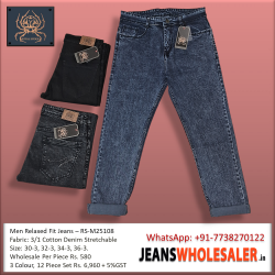Men Relaxed Fit Jeans