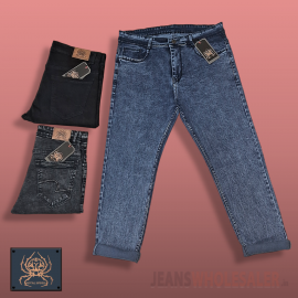 Men Relaxed Fit Jeans