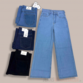 Women Torn Wide Leg Jeans 