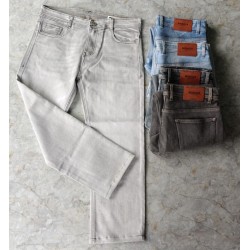 Men Straight Fit Jeans