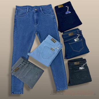 Women High-Rise Jeans S126